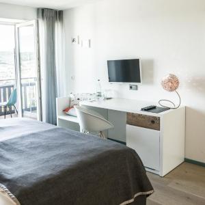 Double or Twin Room with Balcony