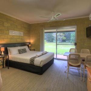 Queen Room - Disability Access