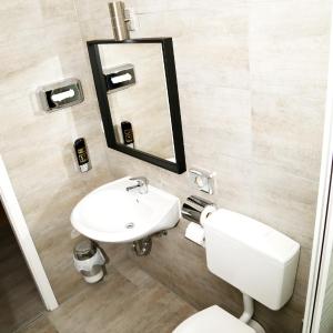 Twin Room with Shared Bathroom