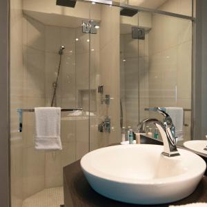 King Suite with Whirlpool