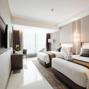 Grand Deluxe Twin Room