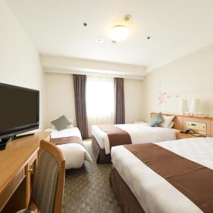 Twin Room with Sofa Bed - Non-Smoking