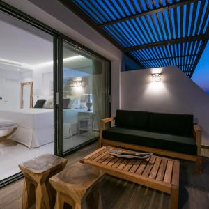 Thalassa Deluxe Guestroom - Sea Front 