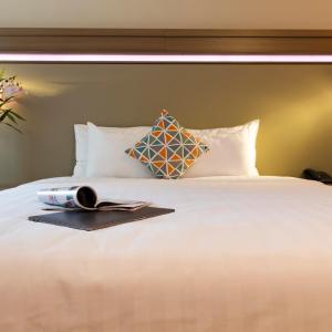 Deluxe Double Room with City View and Balcony