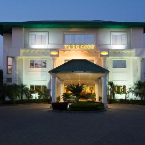 hotelImage