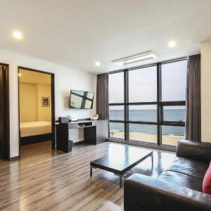 Family Suite with Ocean View