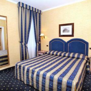 Double Room (1 Adult)
