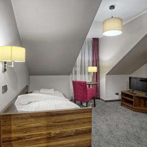 Small Single Room