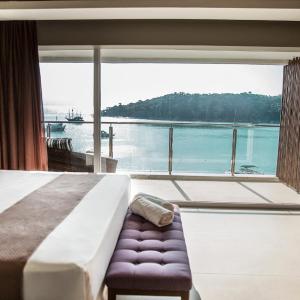 Suite with Sea View