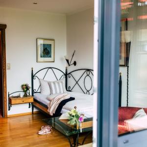 Premium Single Room