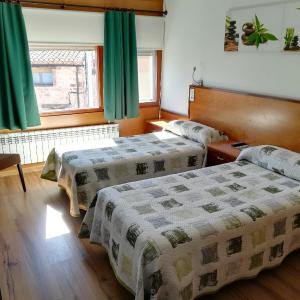 Twin Room with Private Bathroom