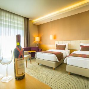 Executive Room with Two Single Beds - Non-Smoking