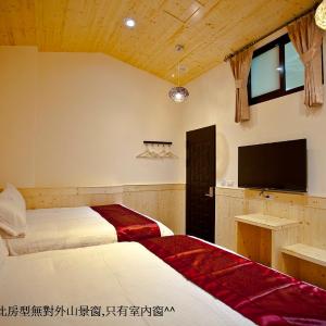 Twin Room with Bathroom