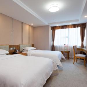 Superior Twin Room with Garden View