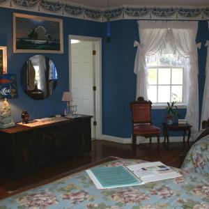 Superior Queen Room with Pool View Not Pet Friendly 