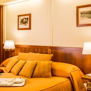 Double or Twin Room with Private Garden