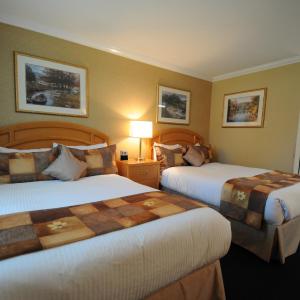 Double Room with Two Double Beds - Non-Smoking