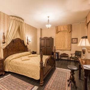 Junior Suite with Sauna use 