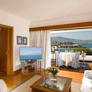 Family Hotel Suite Sea View (Two Bedrooms)