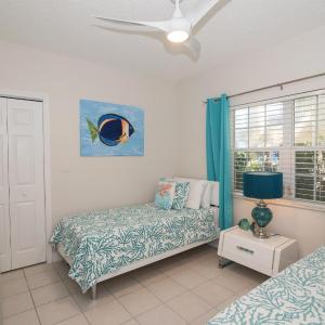 Three-Bedroom Apartment #614