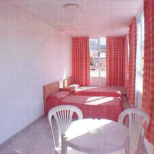 Family Room (6 Adults)