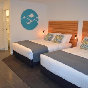 Deluxe Twin Suite