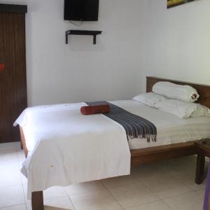 Single Room with Private Bathroom