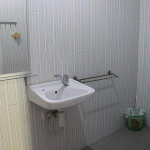 Double or Twin Room with Shower