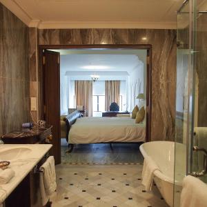 Junior Suite with Garden View