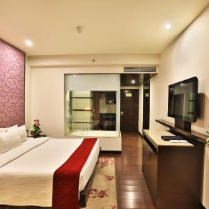 Suite King Room with Bath Tub 