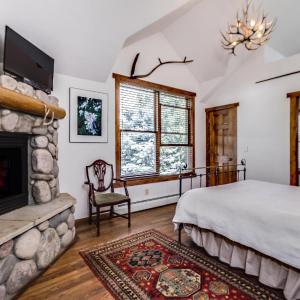 King Room with Spa Bath