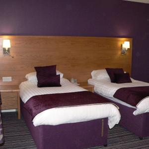 Double or Twin Room with Sea View