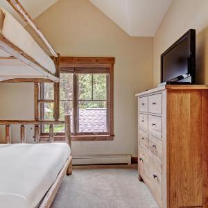 Three-Bedroom Townhouse