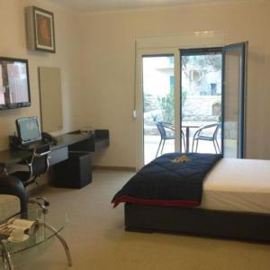 Deluxe Apartment with Accessible Features