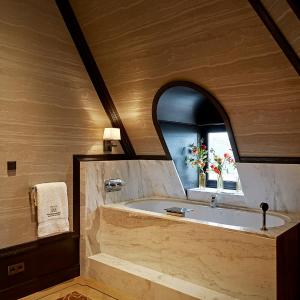 Penthouse Suite