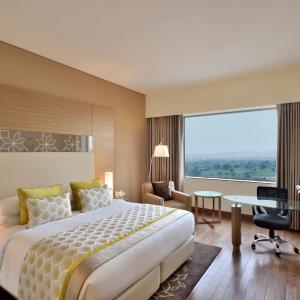 Superior Room with Breakfast and complimentary 1+1 Happy Hours