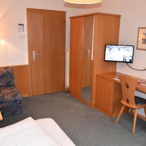 Single Room with Garden View