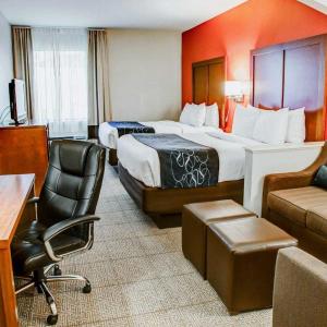 Queen Suite with Two Queen Beds - Non-Smoking