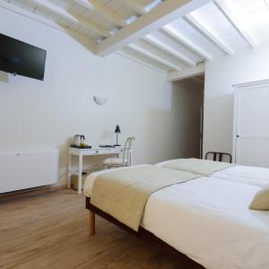 Double or Twin Room with Park View