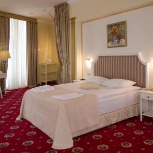 Suite with Garden View