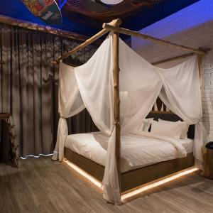 Summer Suite