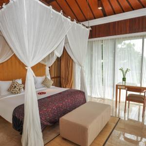 Two-Bedroom Rooftop Garden Villa