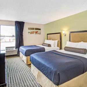 Double Room with Two Double Beds - Non-Smoking