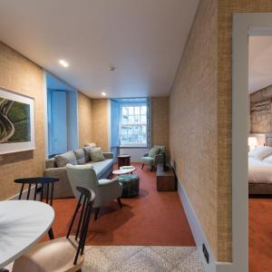 Apartment (6 Adults)