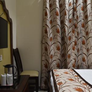 Deluxe Double Room - 10% off on Liquor Beverages