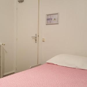 Standard Double Room with Shared Bathroom