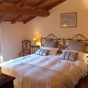 One-Bedroom Apartment with Private Garden