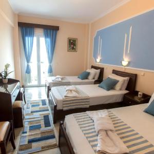 Quadruple Room with Sea View
