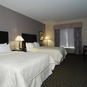 Queen Room with Two Queen Beds - Non-Smoking