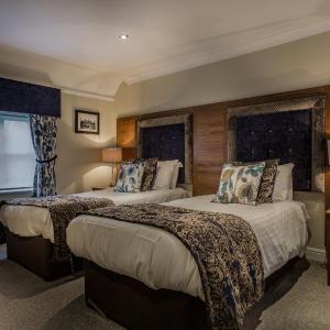 Classic Twin Room